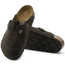 Birkenstock Boston Suede Clogs (Soft Footbed)- Mocha