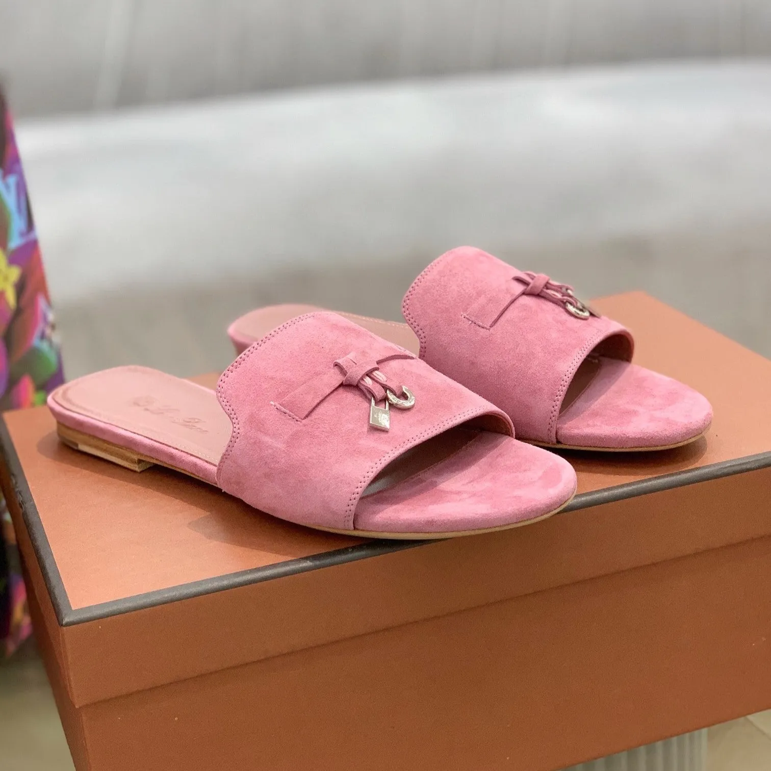 Summer Charms Sandals in Fuchsia Suede Pink Lambskin