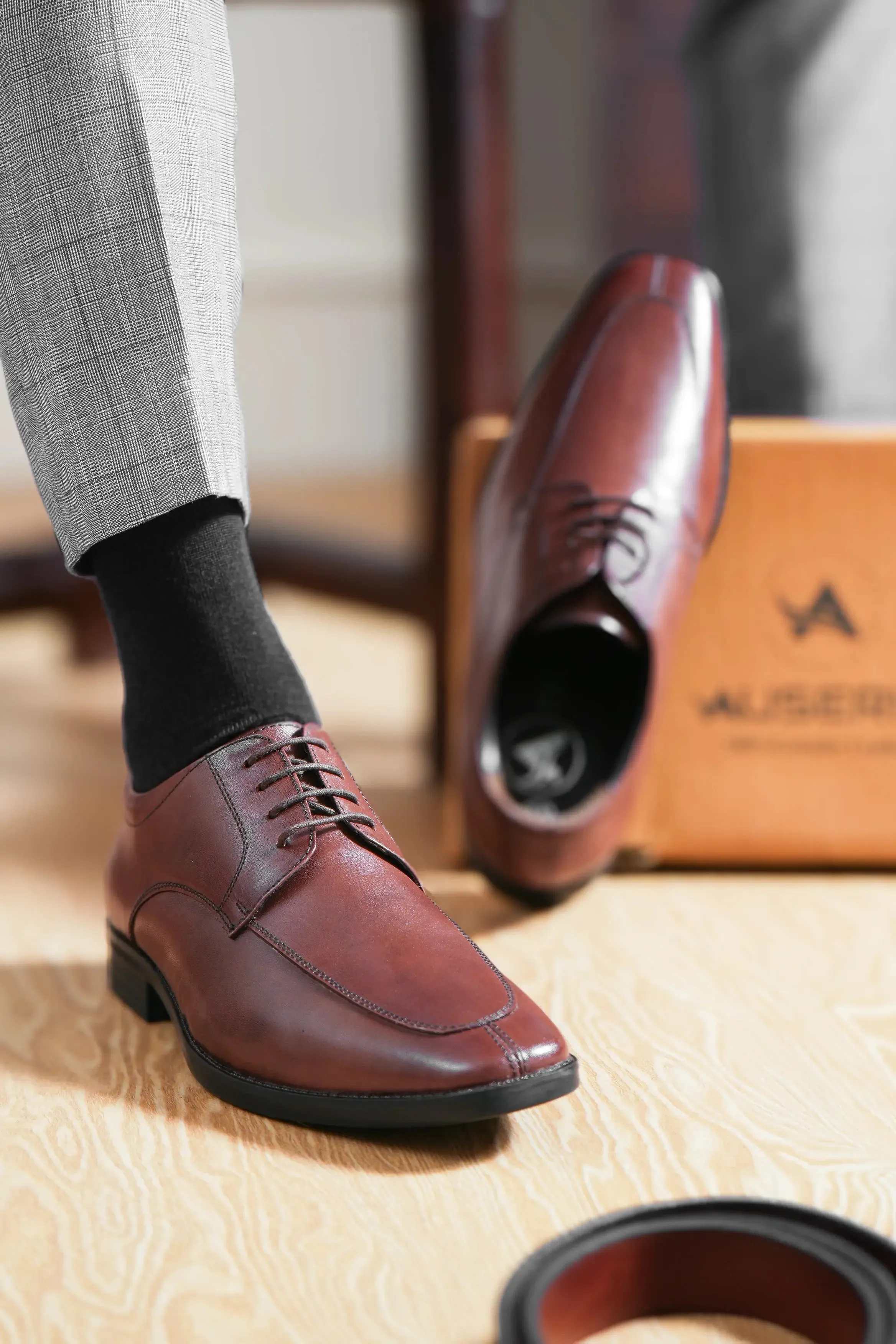 Urbane Full Grain Leather Derby Lace Ups